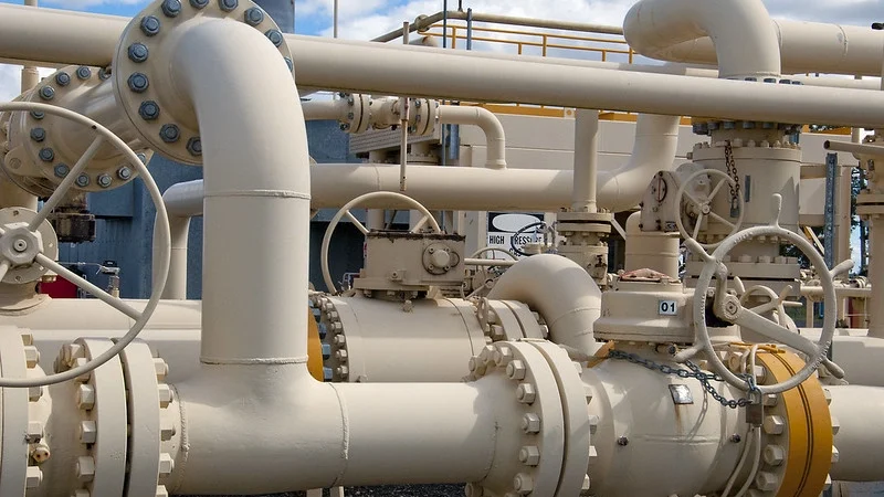 5678711526_c561468209_c